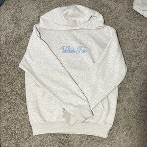 White Fox Season 7 heather white and light blue hoodie in XS/S used